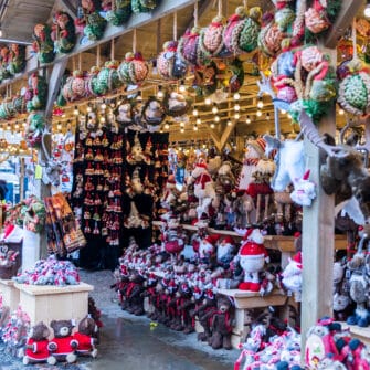 Christmas,Market,Near,Town,Hall,On,Albert,Square,In,Manchester,